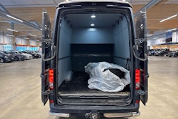 harmaa Volkswagen Crafter 2019 kuva 32.