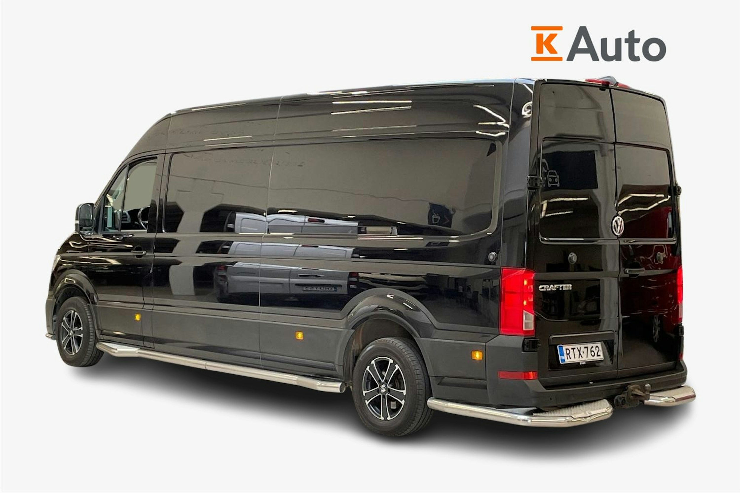 musta Volkswagen Crafter 2019 kuva 2.