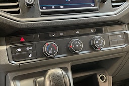 musta Volkswagen Crafter 2019 kuva 20.