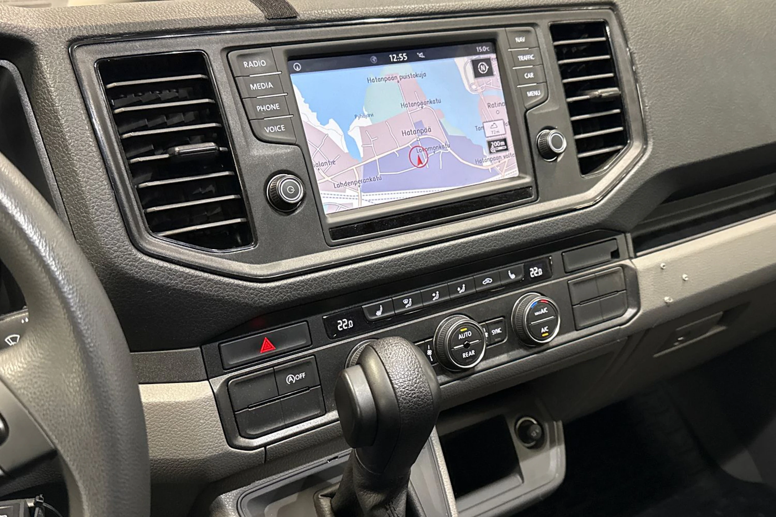 Punainen Volkswagen CRAFTER 2019 kuva 28.