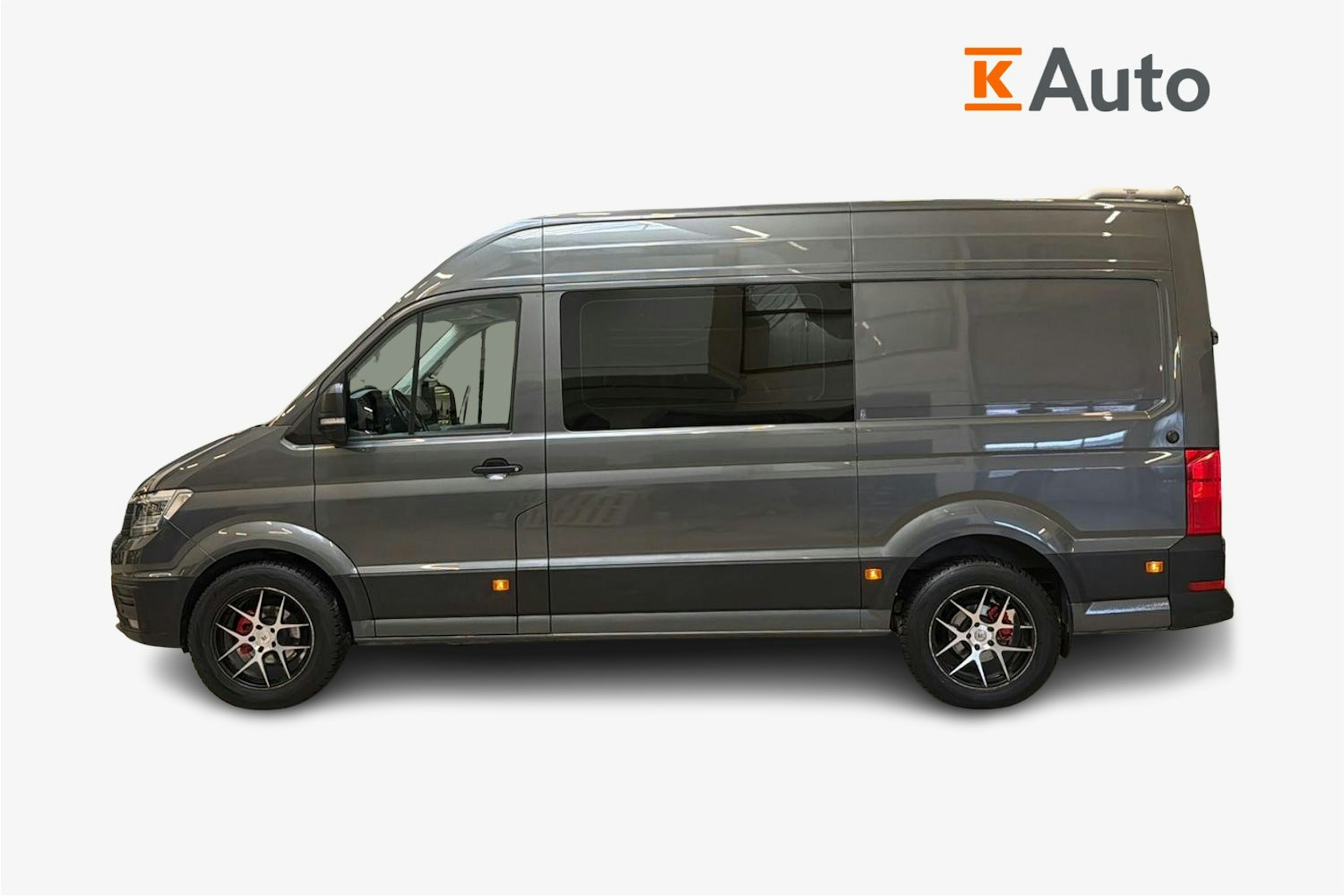 harmaa Volkswagen Crafter 2019 kuva 7.