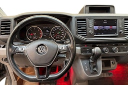 harmaa Volkswagen Crafter 2019 kuva 9.