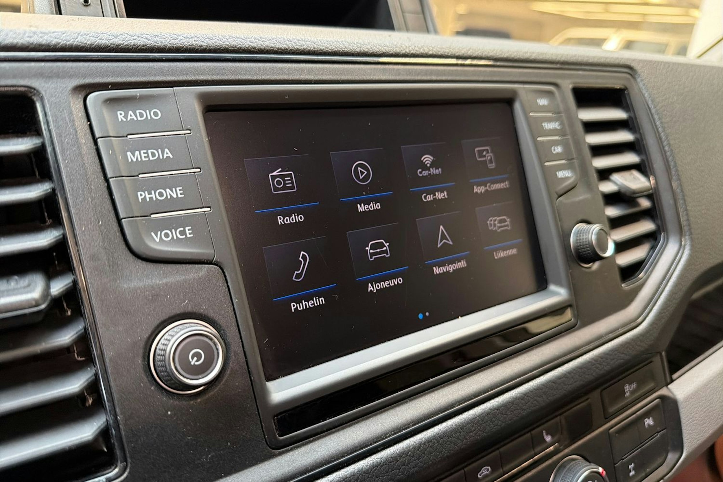 harmaa Volkswagen Crafter 2019 kuva 20.