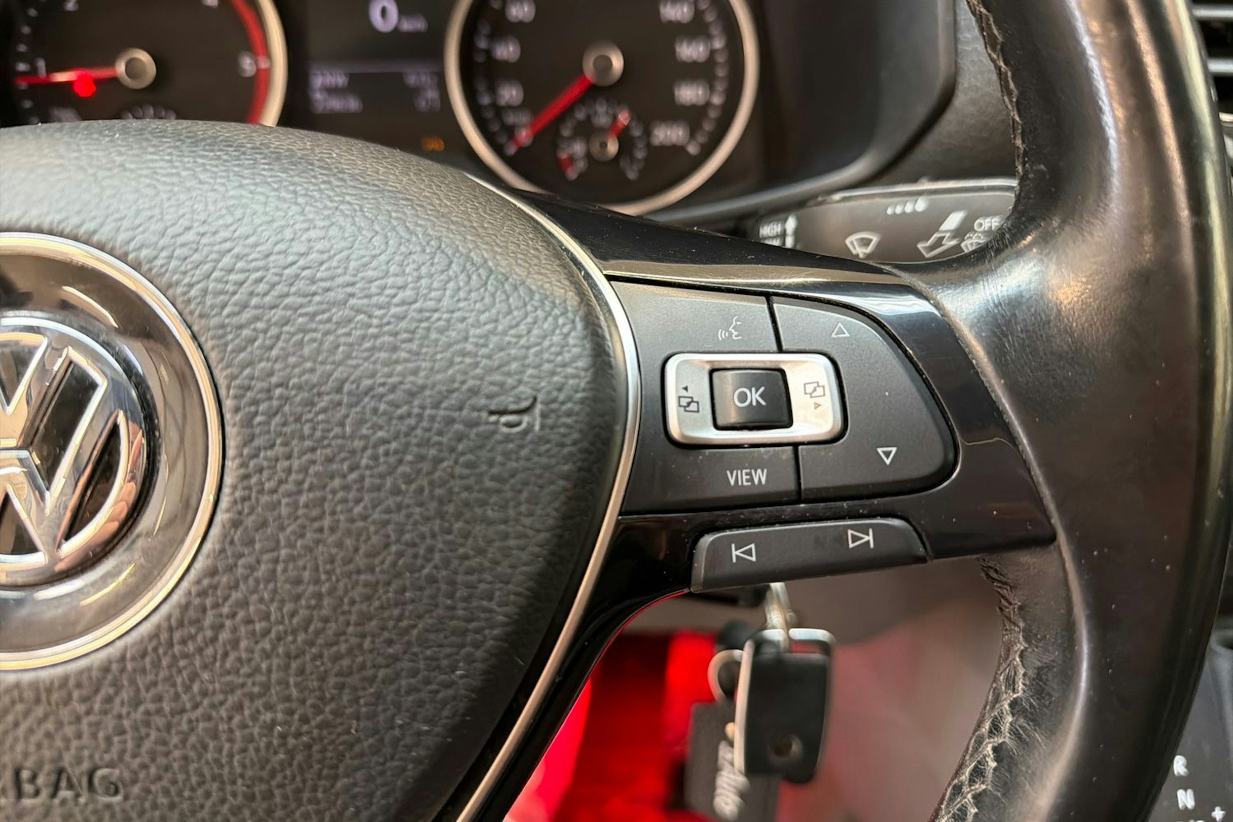 harmaa Volkswagen Crafter 2019 kuva 21.