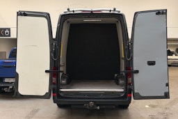 harmaa Volkswagen Crafter 2019 kuva 27.