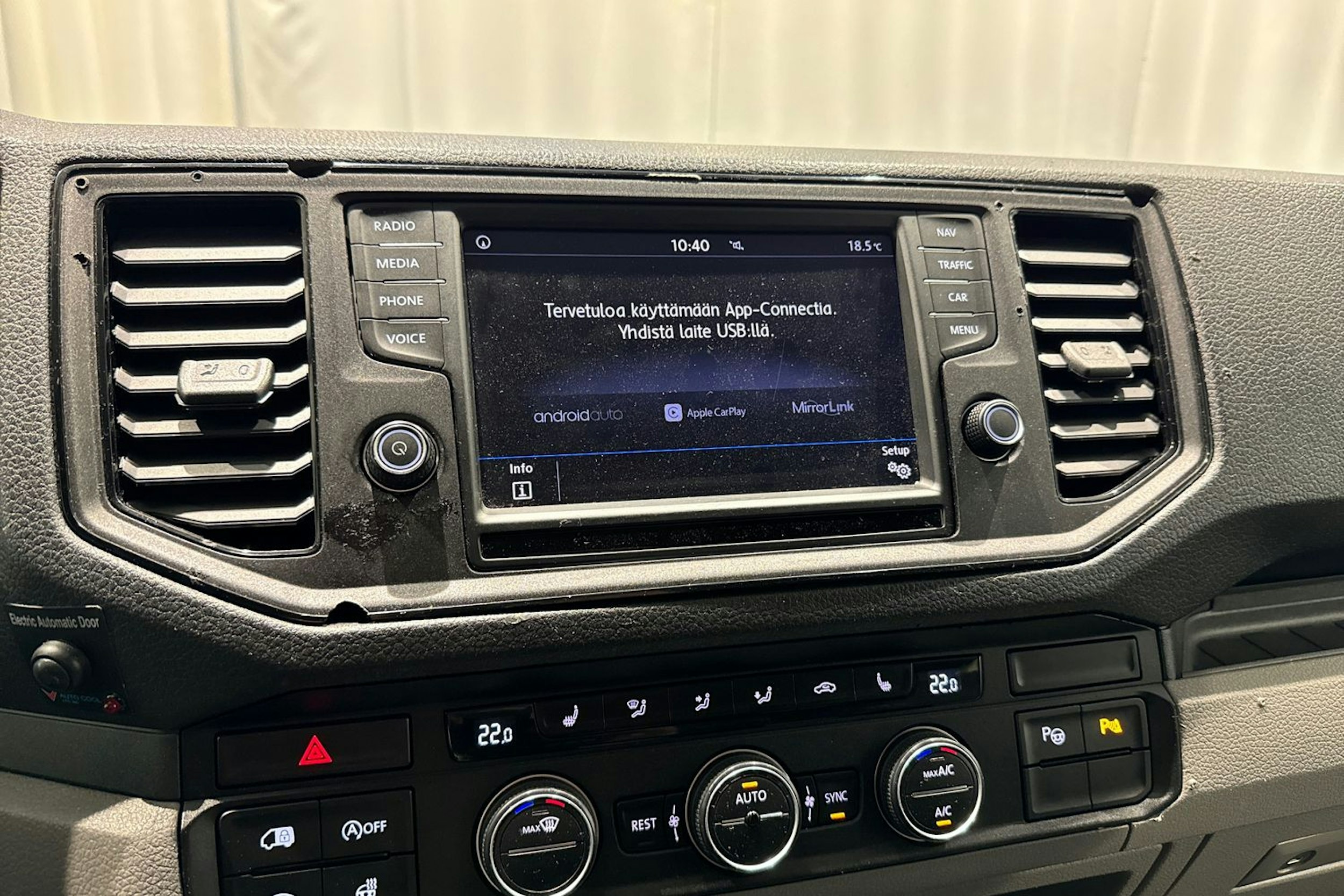 met. musta Volkswagen Crafter 2019 kuva 19.