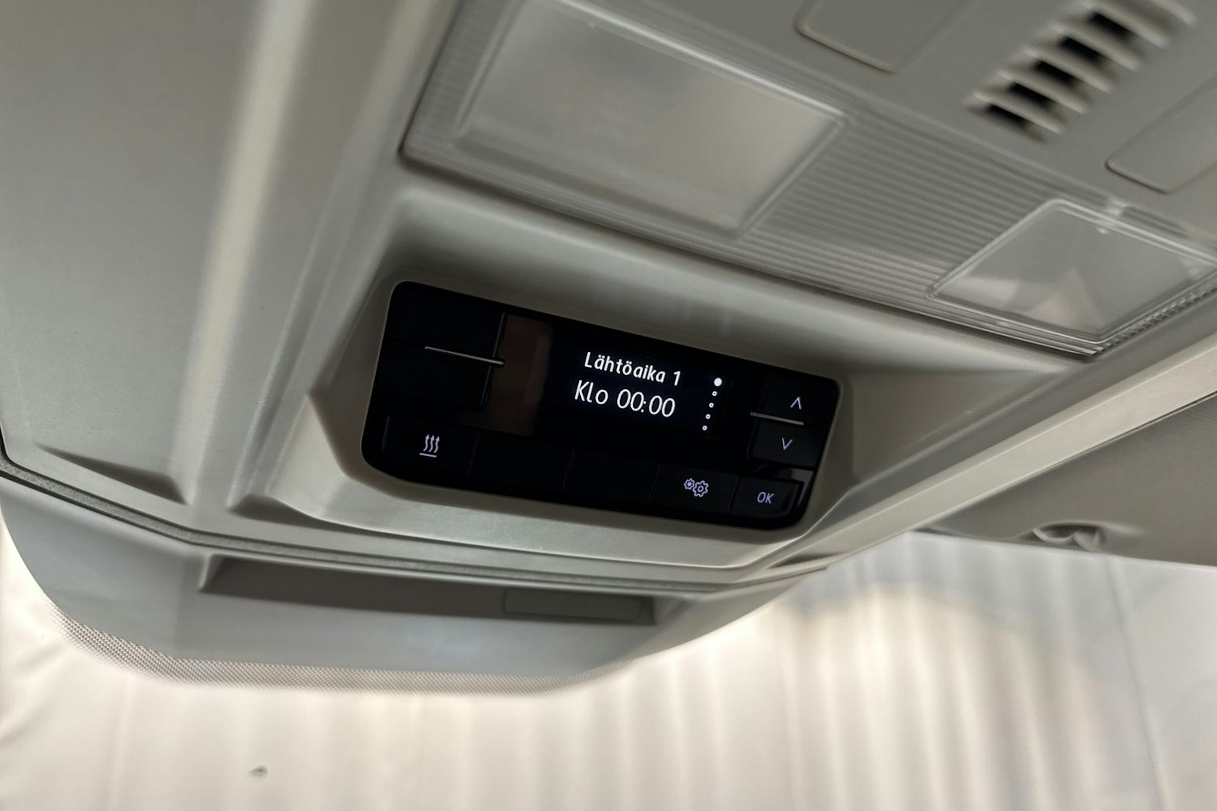 met. musta Volkswagen Crafter 2019 kuva 22.