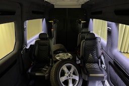 met. musta Volkswagen Crafter 2019 kuva 23.
