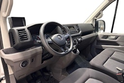 valkoinen Volkswagen Crafter 2019 kuva 3.