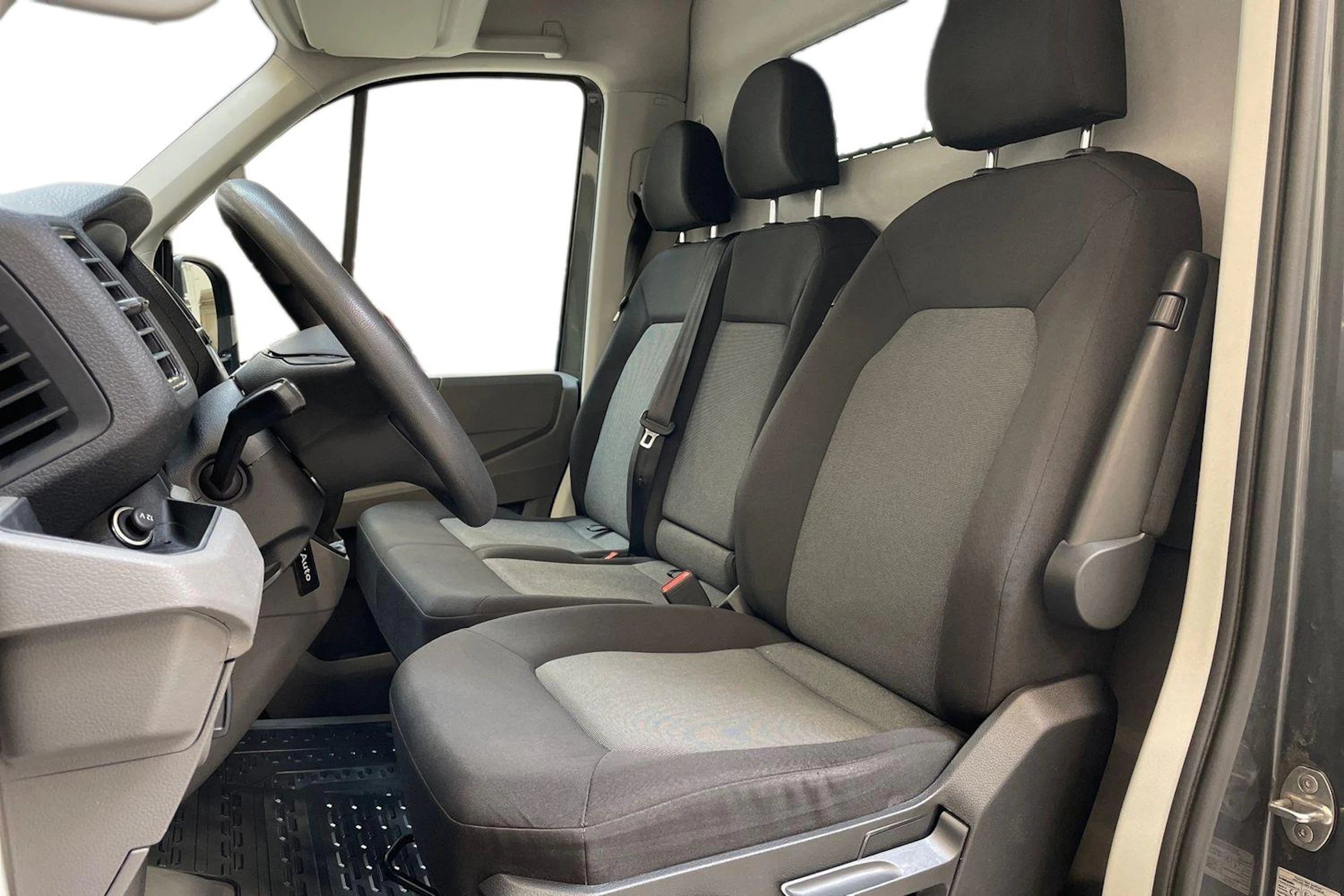 harmaa Volkswagen Crafter 2019 kuva 7.