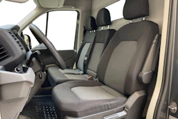 harmaa Volkswagen Crafter 2019 kuva 7.