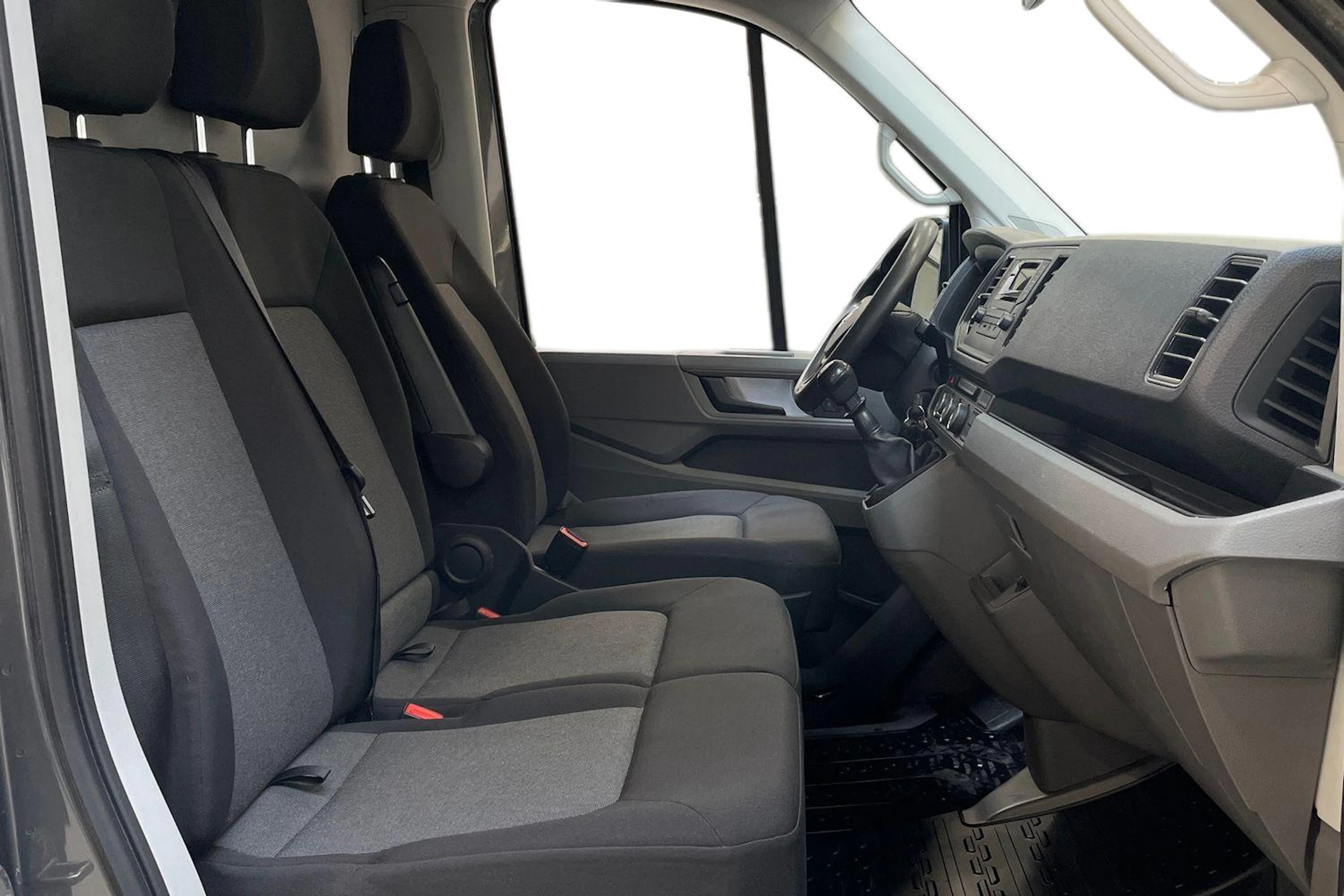 harmaa Volkswagen Crafter 2019 kuva 8.