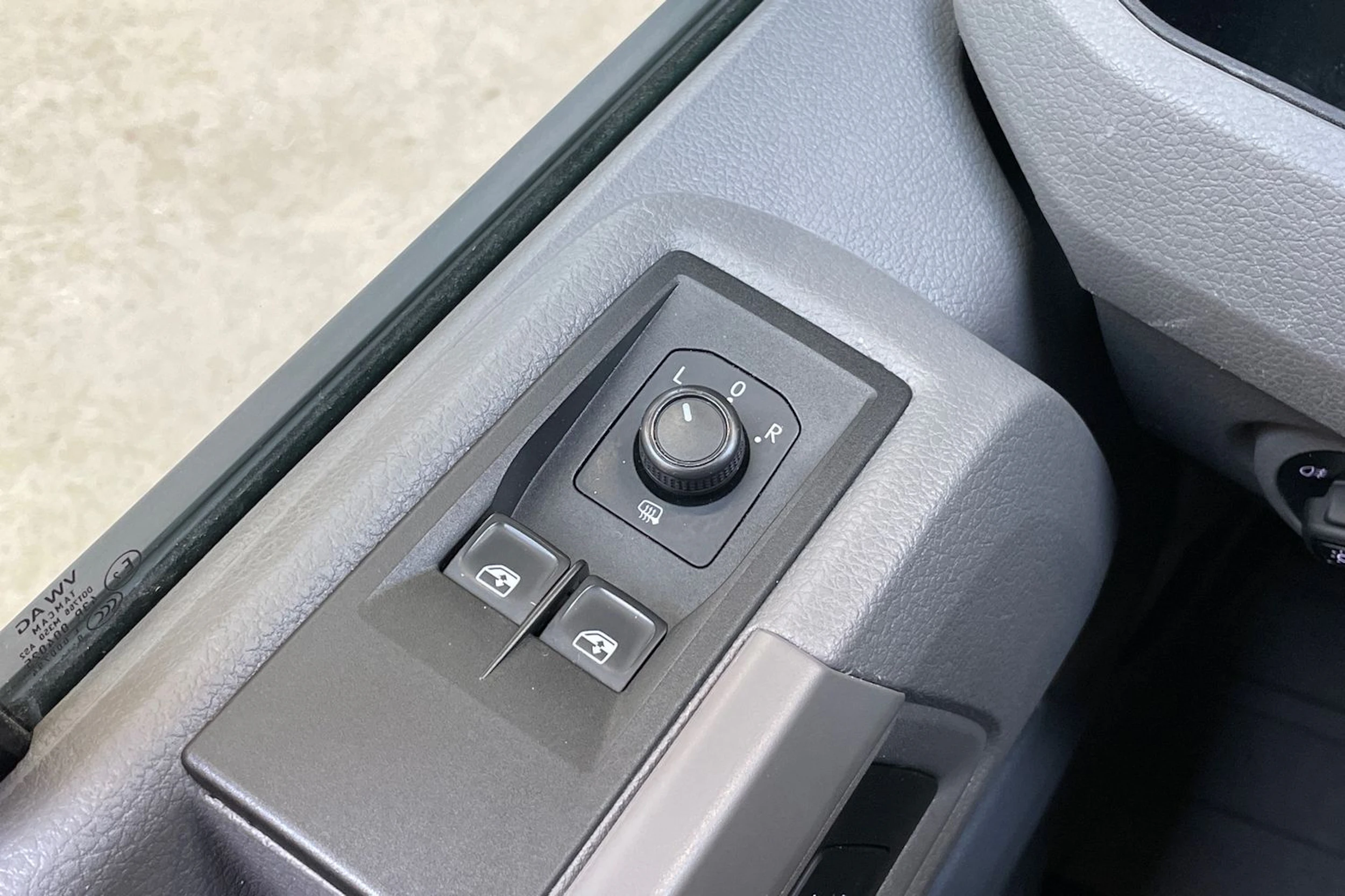 harmaa Volkswagen Crafter 2019 kuva 20.