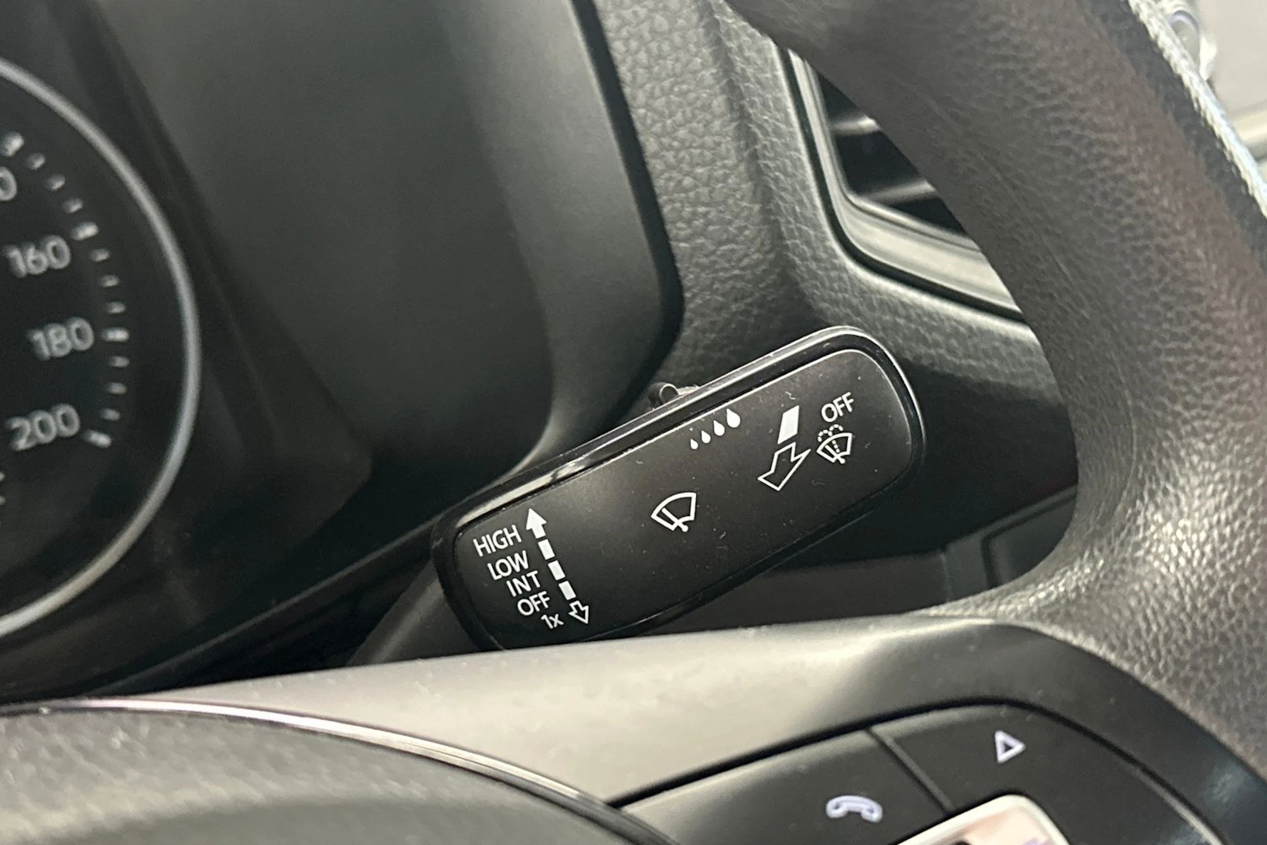 hopea Volkswagen Crafter 2019 kuva 14.