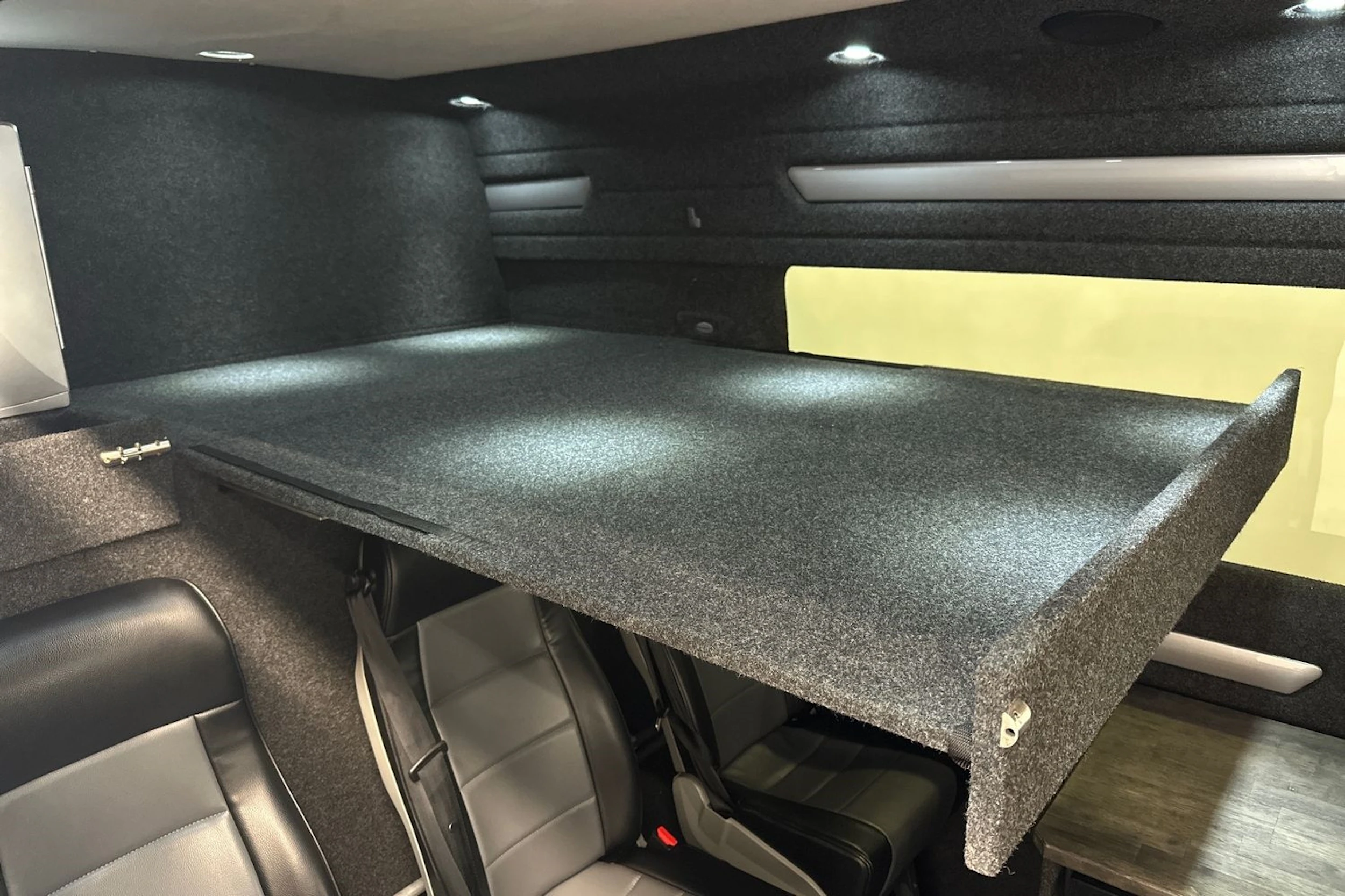 hopea Volkswagen Crafter 2019 kuva 19.