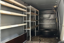 harmaa Volkswagen Crafter 2019 kuva 11.