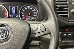 harmaa Volkswagen Crafter 2019 kuva 15.