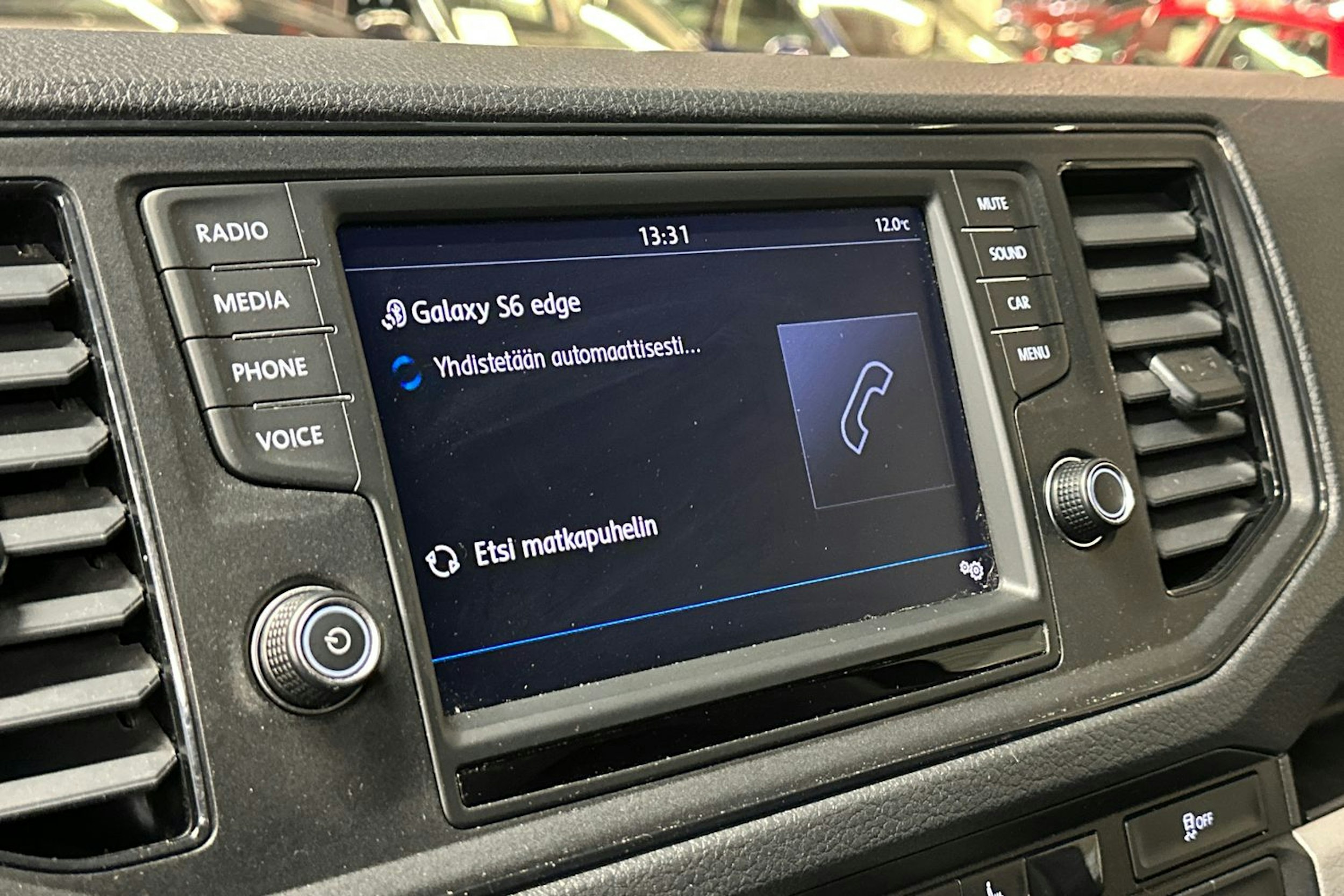 harmaa Volkswagen Crafter 2019 kuva 18.