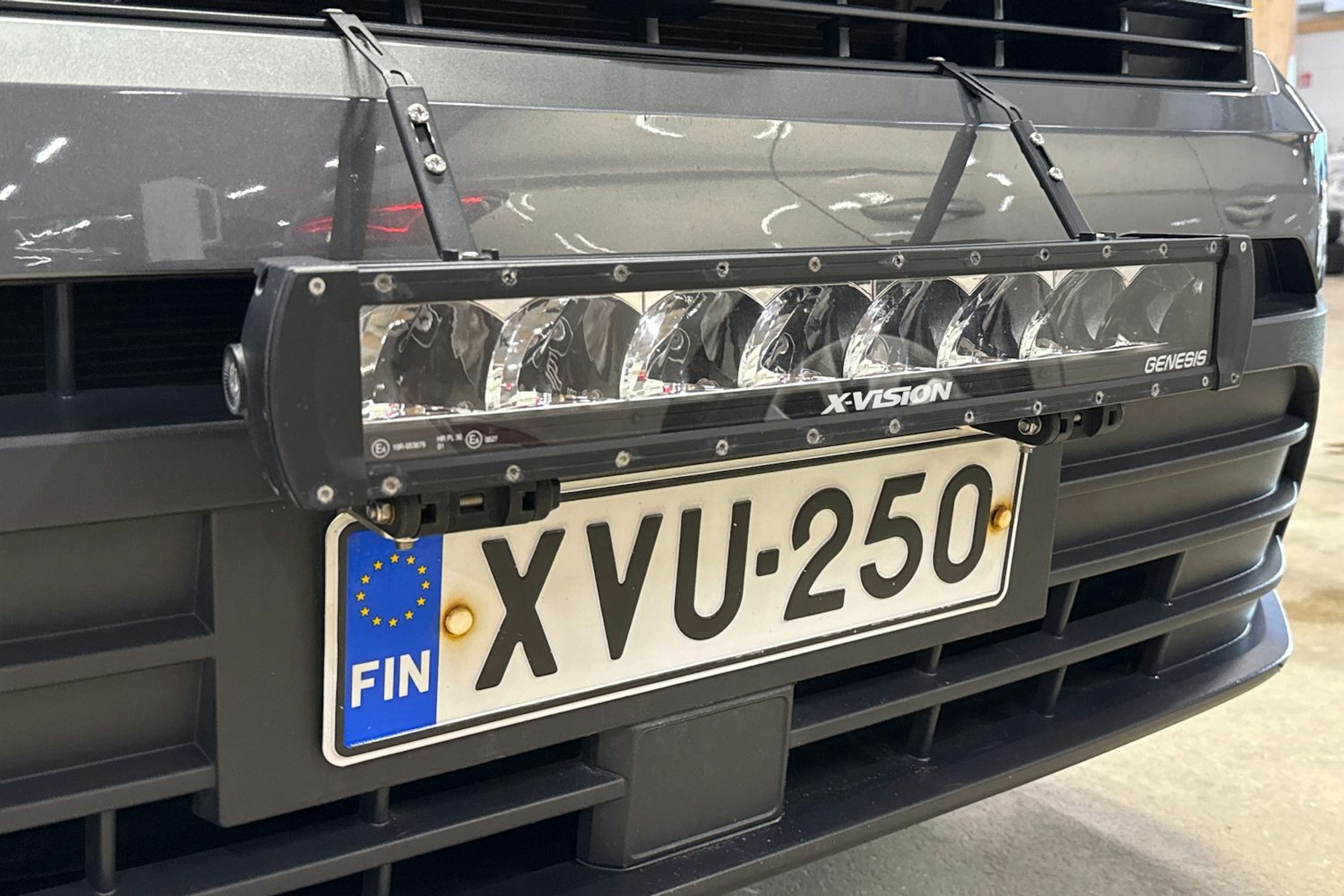 harmaa Volkswagen Crafter 2019 kuva 29.