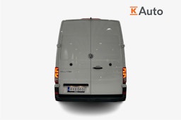 Valkoinen Volkswagen Crafter 2019 kuva 3.