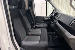 Valkoinen Volkswagen Crafter 2019 kuva 28.