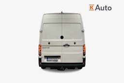valkoinen Volkswagen Crafter 2019 kuva 4.