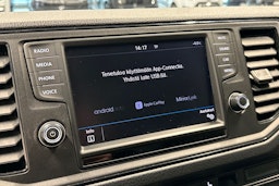 valkoinen Volkswagen Crafter 2019 kuva 20.