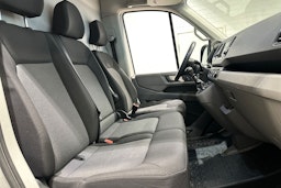 valkoinen Volkswagen Crafter 2019 kuva 22.