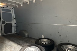 valkoinen Volkswagen Crafter 2019 kuva 24.