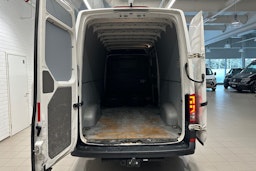 valkoinen Volkswagen Crafter 2019 kuva 27.