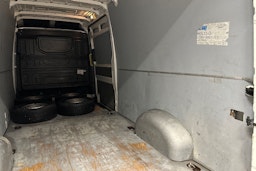 valkoinen Volkswagen Crafter 2019 kuva 29.