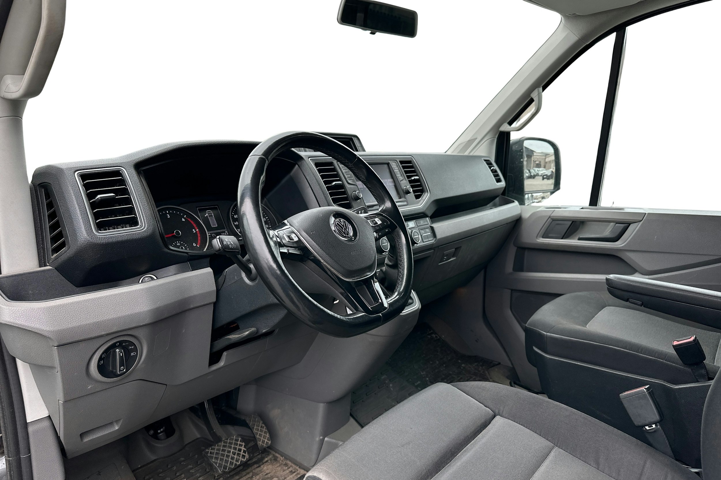 harmaa Volkswagen Crafter 2019 kuva 3.