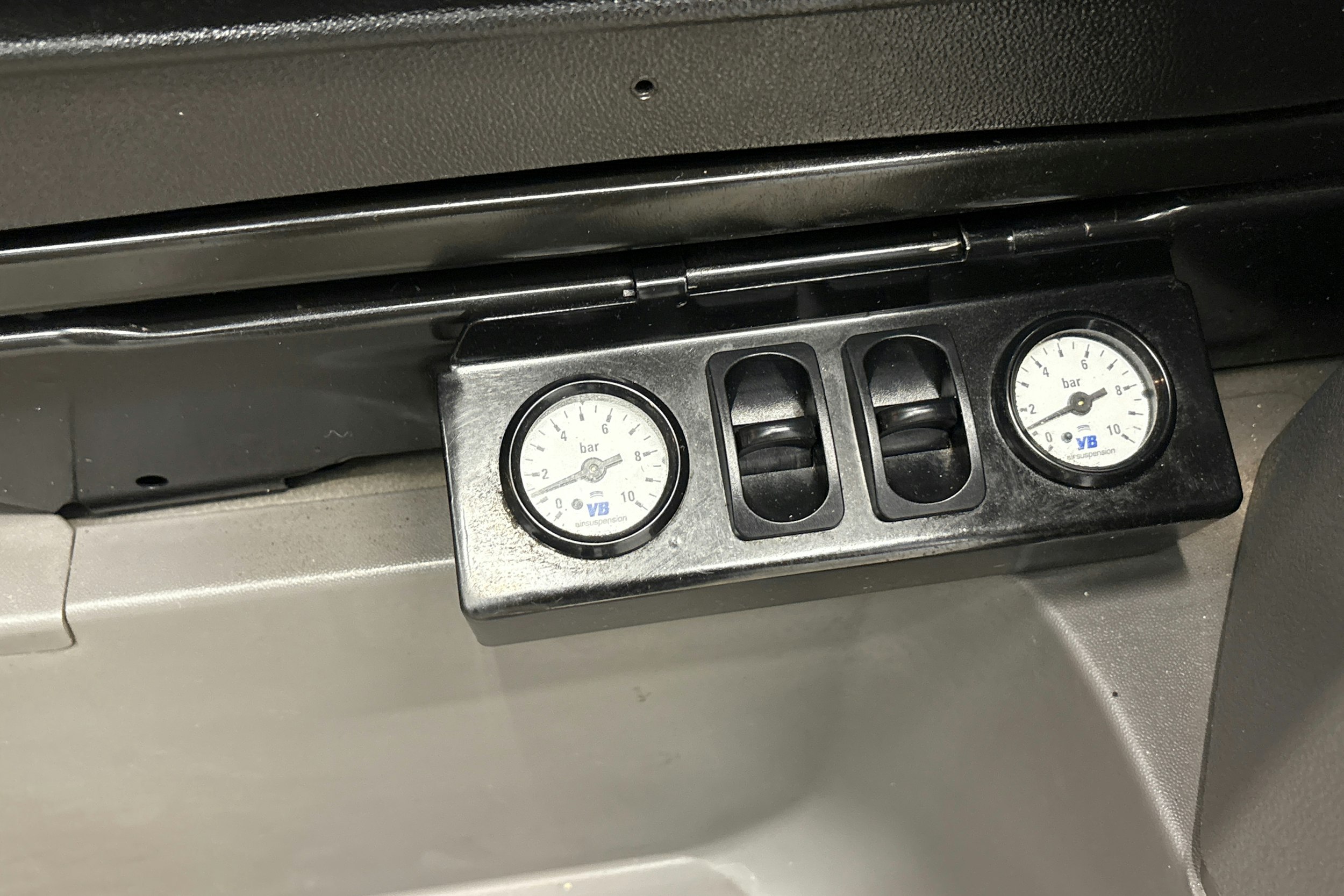 harmaa Volkswagen Crafter 2019 kuva 14.