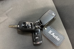 harmaa Volkswagen Crafter 2019 kuva 26.