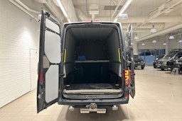 harmaa Volkswagen Crafter 2019 kuva 35.