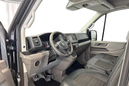 harmaa Volkswagen Crafter 2019 kuva 8.