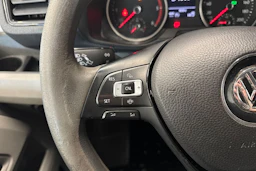 harmaa Volkswagen Crafter 2019 kuva 15.