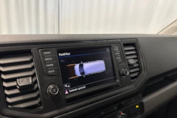 harmaa Volkswagen Crafter 2019 kuva 21.