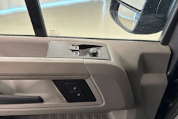 harmaa Volkswagen Crafter 2019 kuva 24.