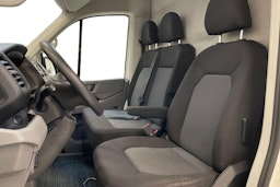 valkoinen Volkswagen Crafter 2019 kuva 9.