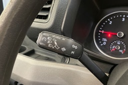 valkoinen Volkswagen Crafter 2019 kuva 16.