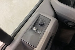 valkoinen Volkswagen Crafter 2019 kuva 19.