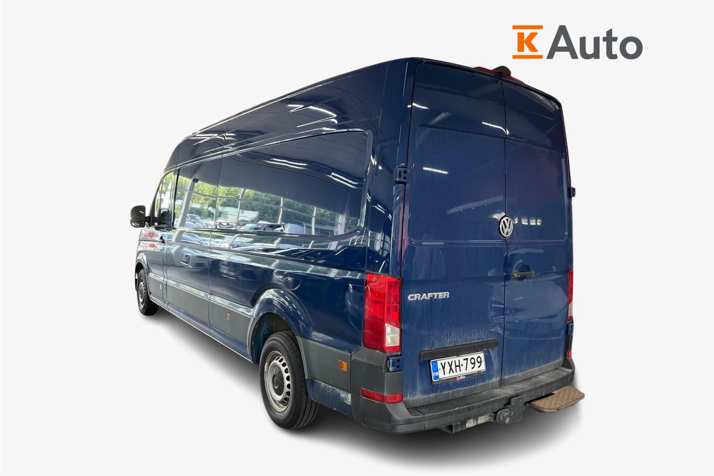 Sininen Volkswagen CRAFTER 2019 kuva 2.