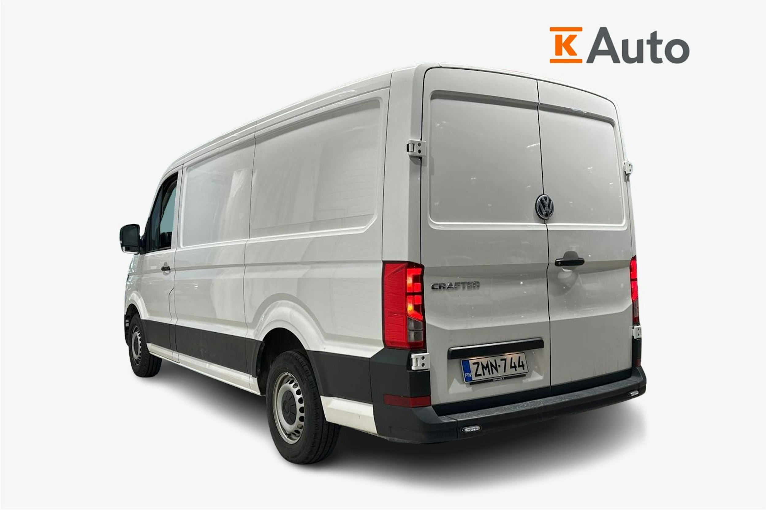 valkoinen Volkswagen Crafter 2019 kuva 2.