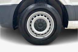 valkoinen Volkswagen Crafter 2019 kuva 11.