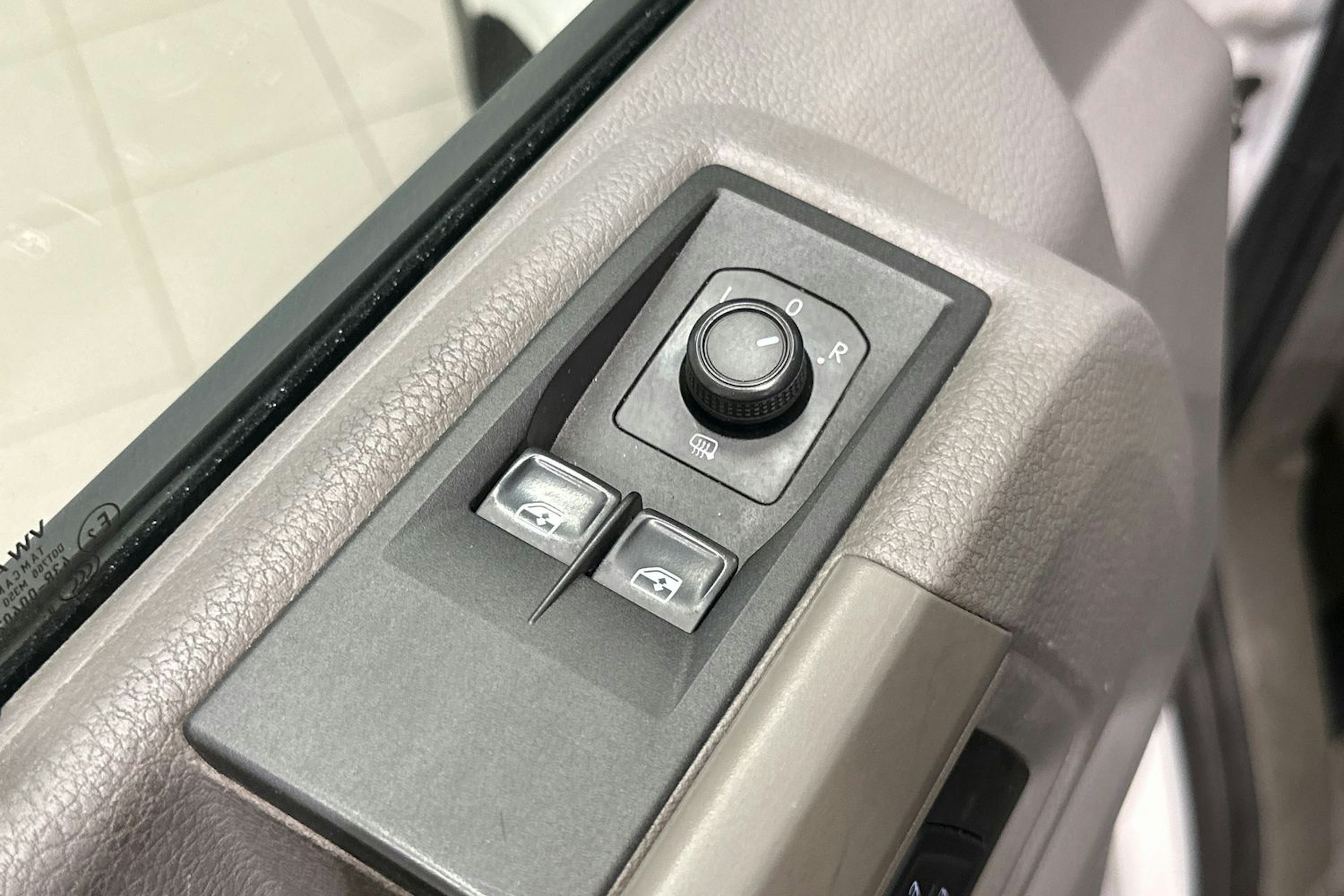 valkoinen Volkswagen Crafter 2019 kuva 14.