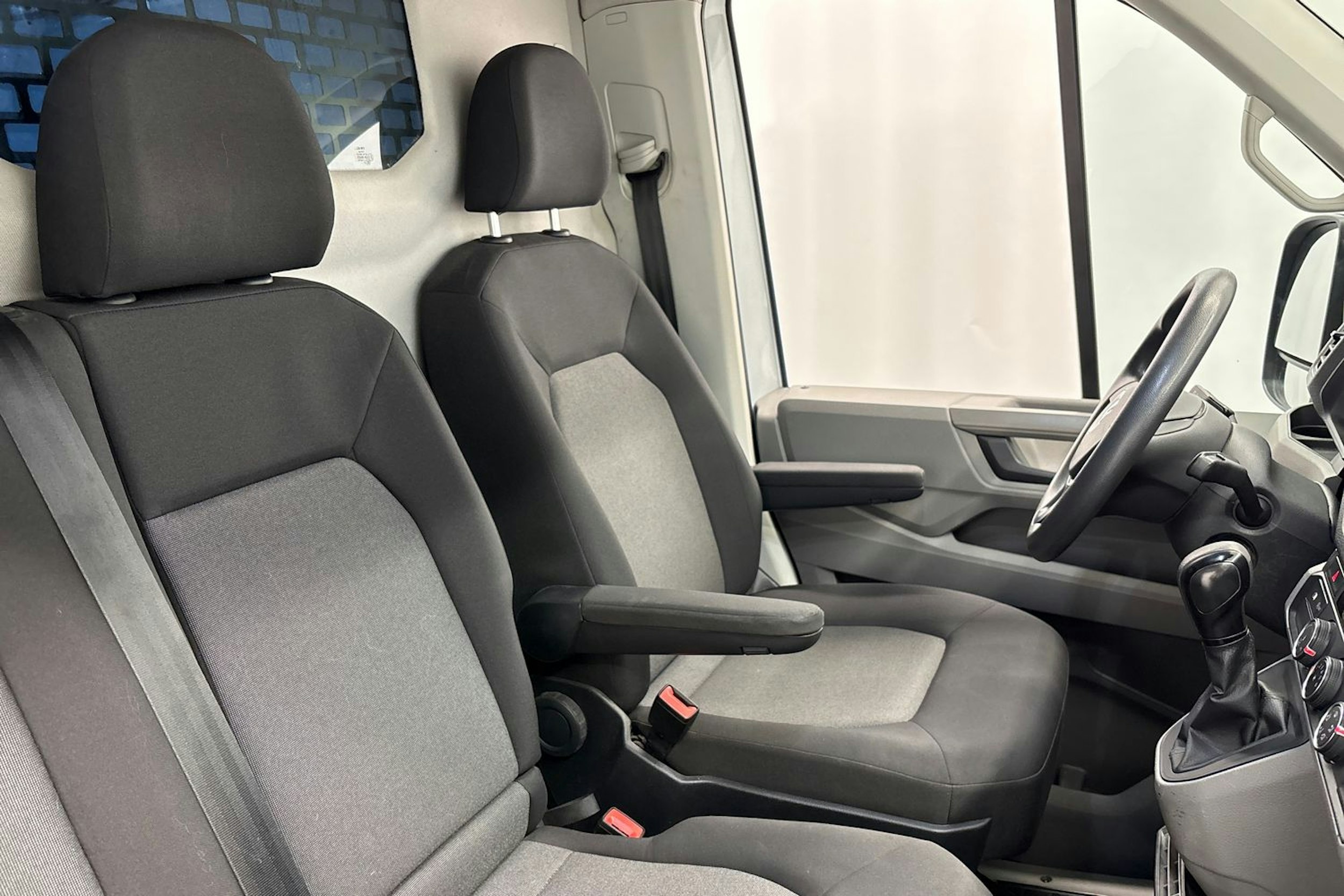 hopea Volkswagen Crafter 2019 kuva 13.