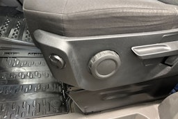 hopea Volkswagen Crafter 2019 kuva 23.