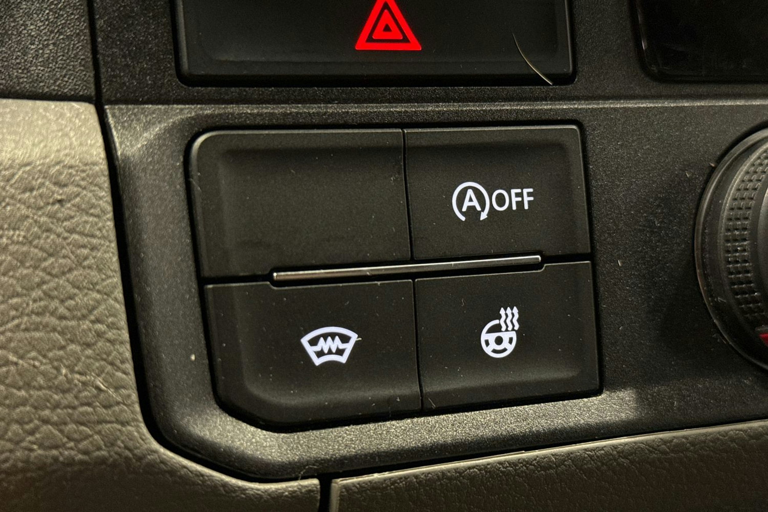 musta Volkswagen Crafter 2019 kuva 23.