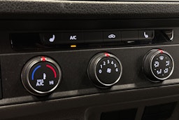 musta Volkswagen Crafter 2019 kuva 24.